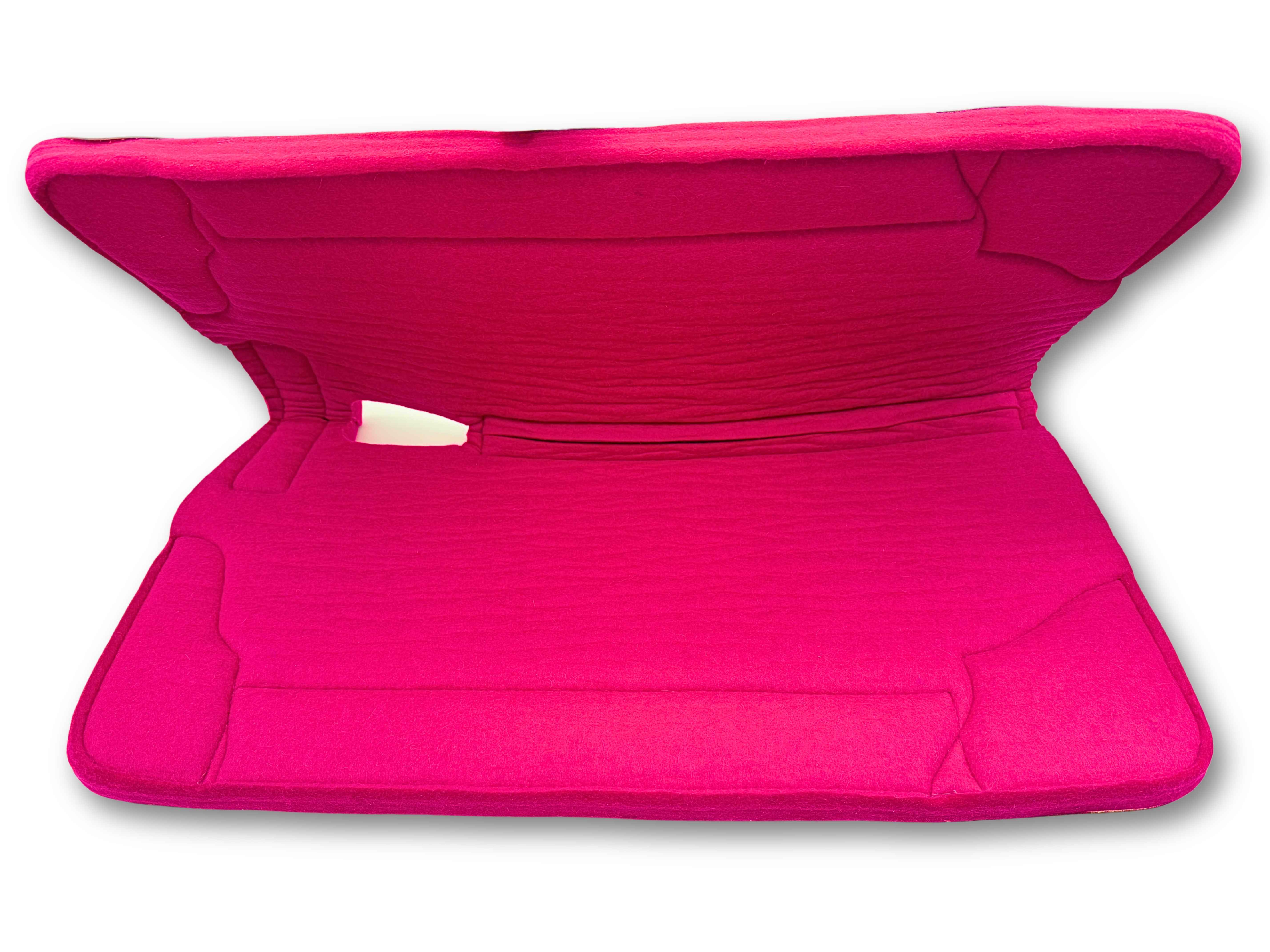 Wollfilz Westernpad Pink - Anatomisches Sattelpad mit Lederbesatz (78x80 cm)